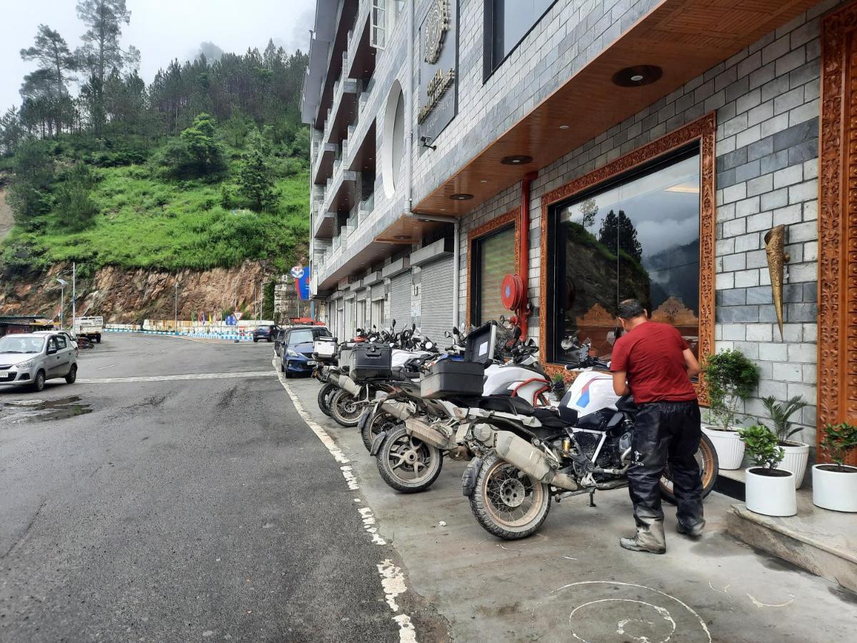 Hotel Himalayan Heritage Sarahan Ngoại thất bức ảnh